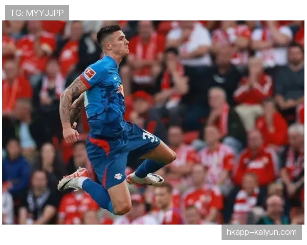 RB莱比锡发布欧冠半决赛首回合对阵多特蒙德大名单，罗伊斯复出进入名单